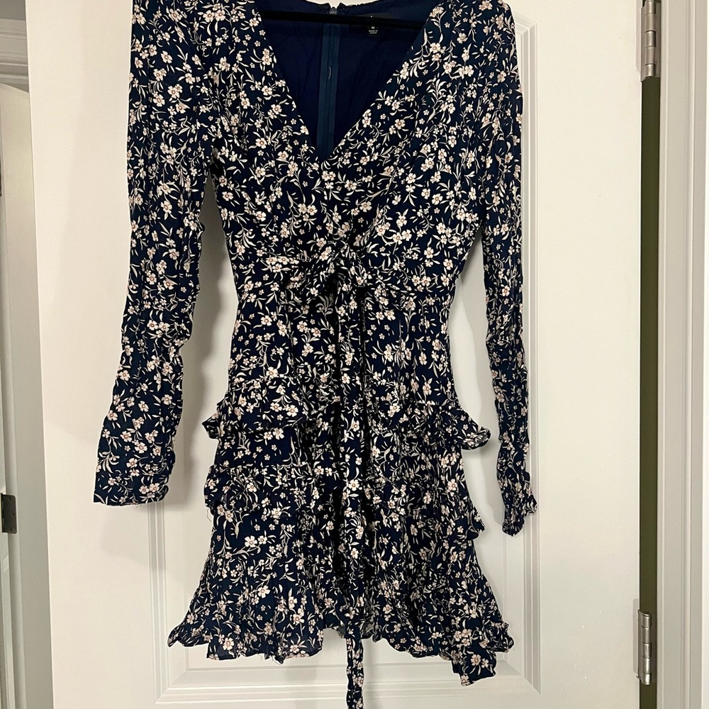 Lulu's Navy Floral Long Sleeve Dress